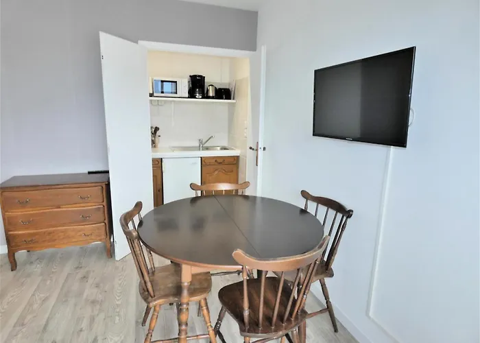 Le Chateau Durieux 3 - Agreable Studio, Bien Situe ! Mae-7574 アパート *